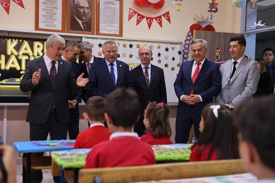 Selçuklu'da Öğrenciler Karne Heyecanı Yaşadı