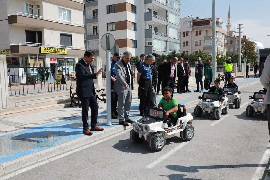 Başkan Kılca, Trafik Eğitimi Parkı ve Tabiat Mektebi'nin Kapanış Programına Katıldı