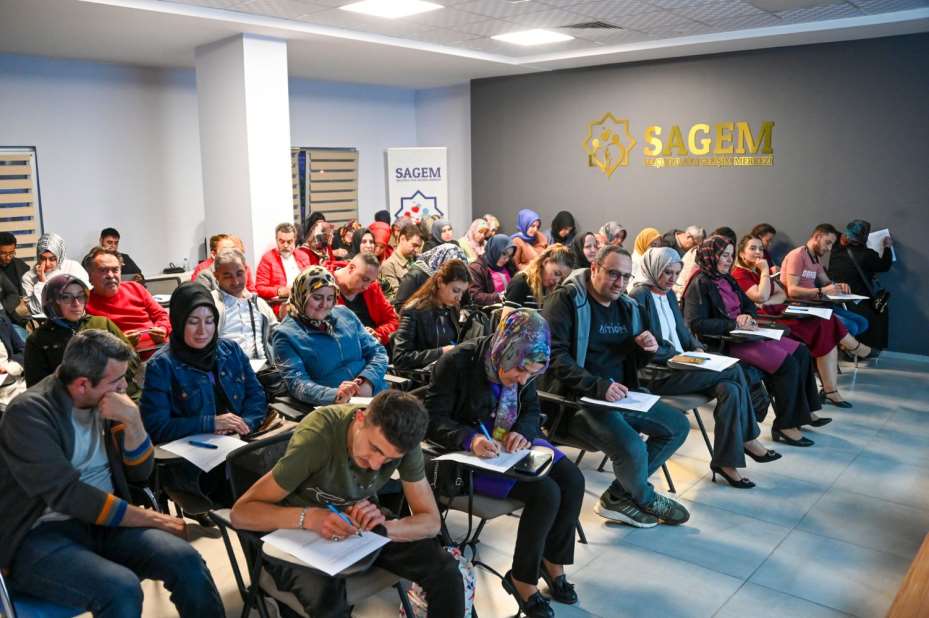 SAGEM'den Ebeveynlere "Sınav Kaygısı" Semineri