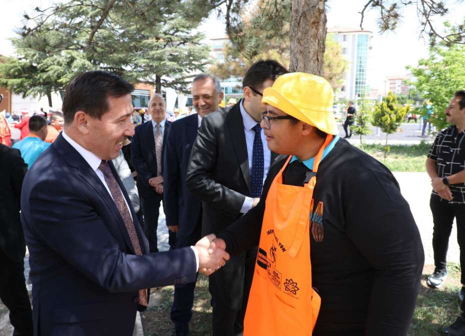 Özel Öğrencilerle Sahada Buluştular