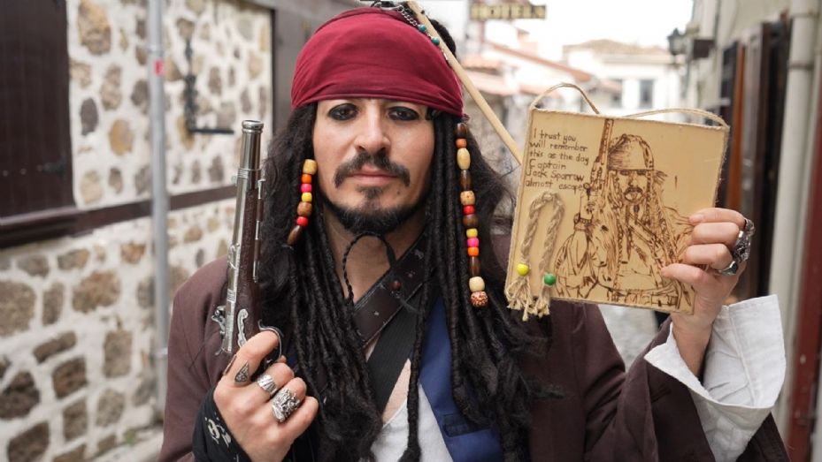  Ankaralı Jack Sparrow oyun havasıyla coşturdu 