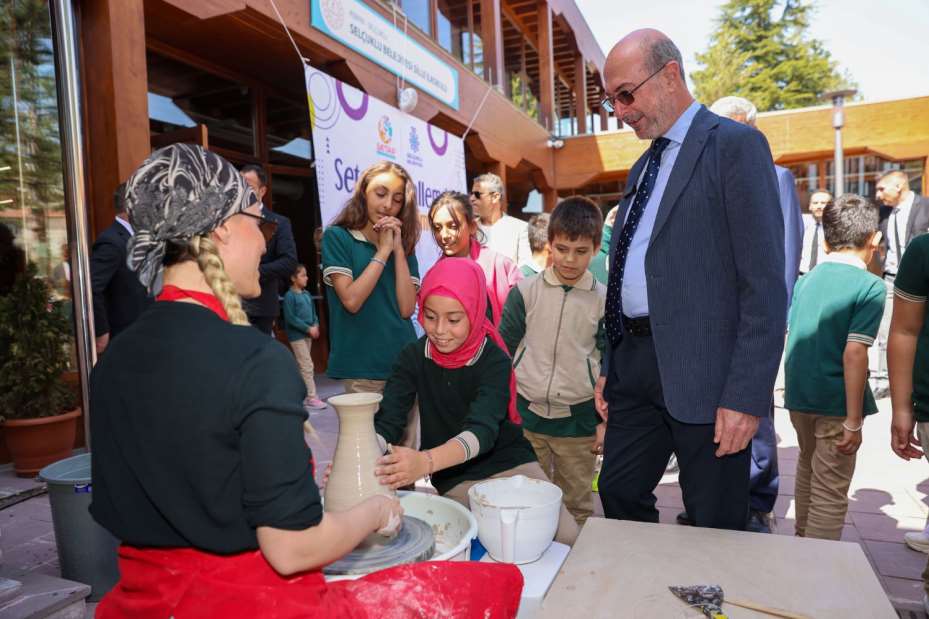 Başkan Pekyatırmacı, "Tüm Öğrencilerimizi Atölyelerimizden Yararlandırıyoruz"
