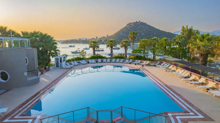 Çeşme’de Uygun Fiyatlı Tatilin Adresi