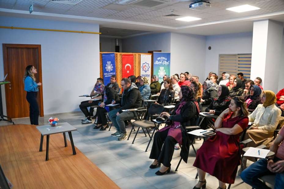 SAGEM'den Ebeveynlere "Sınav Kaygısı" Semineri