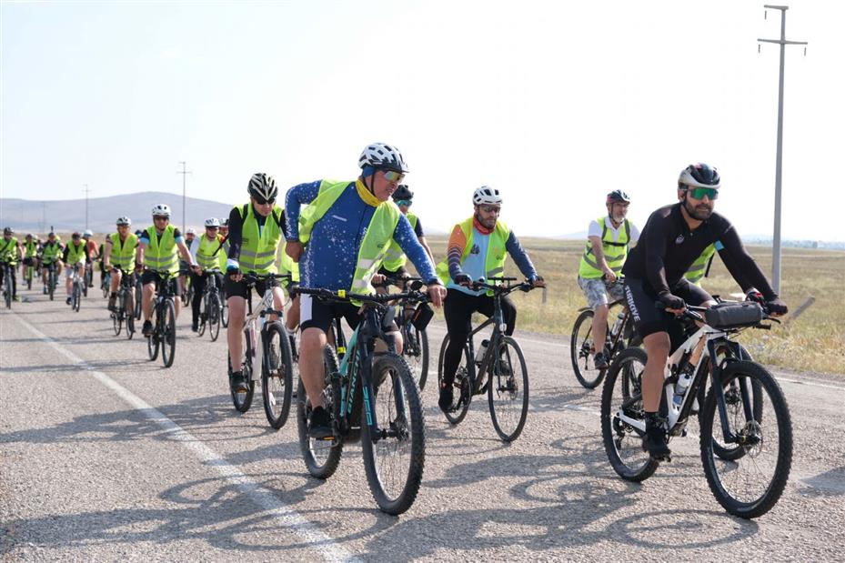 Bisikletseverler Konya Büyükşehir'in Yeni Oluşturduğu Tarihi Rotada Pedal Çevirdi