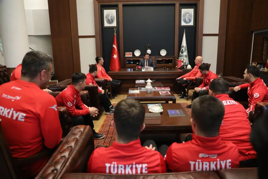 Özel Sporculardan Başkan Kılca'ya Ziyaret