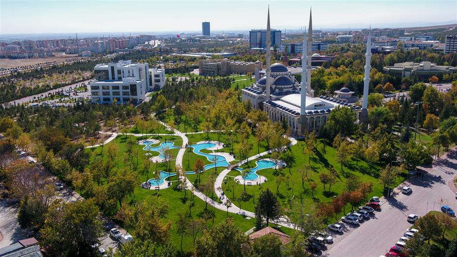 Başkan Pekyatırmacı'dan YKS Başarısı İçin Tebrik ve Selçuklu'ya Hoş Geldin Mesajı 