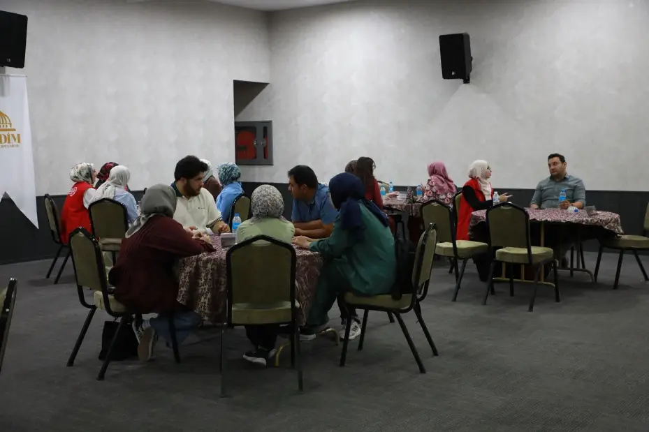 Karatay Gençlik Meclisi'nden Üniversite Adaylarına Rehberlik Desteği