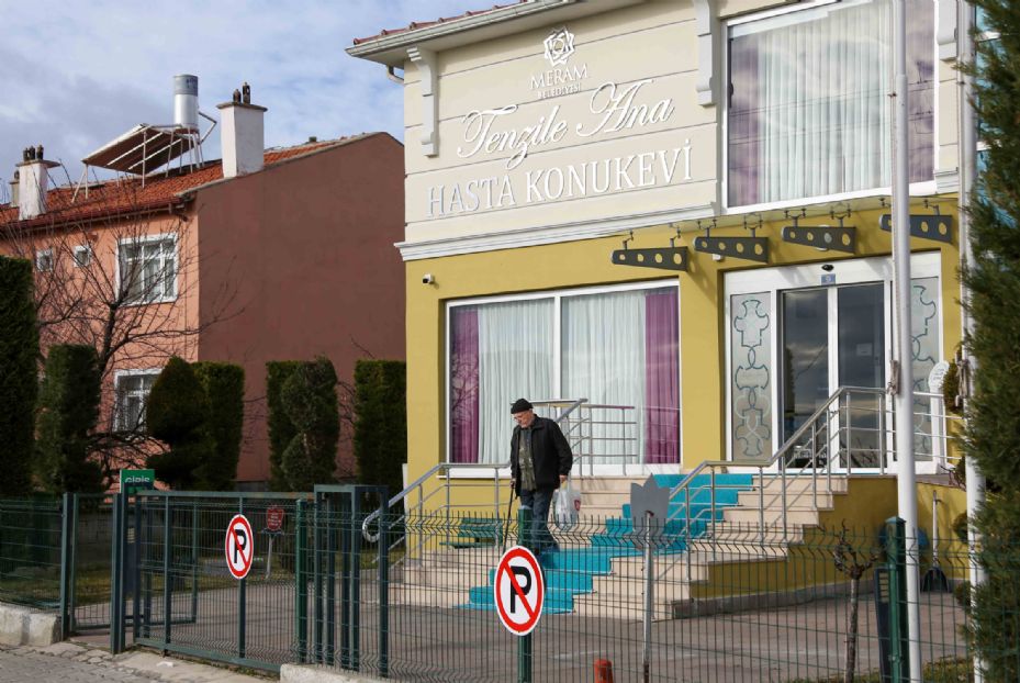 Dayanışma, İyilik ve Şefkatin Adresi; Tenzile Ana Hasta Konuk Evi'ne Misafirlerden Tam Not! 