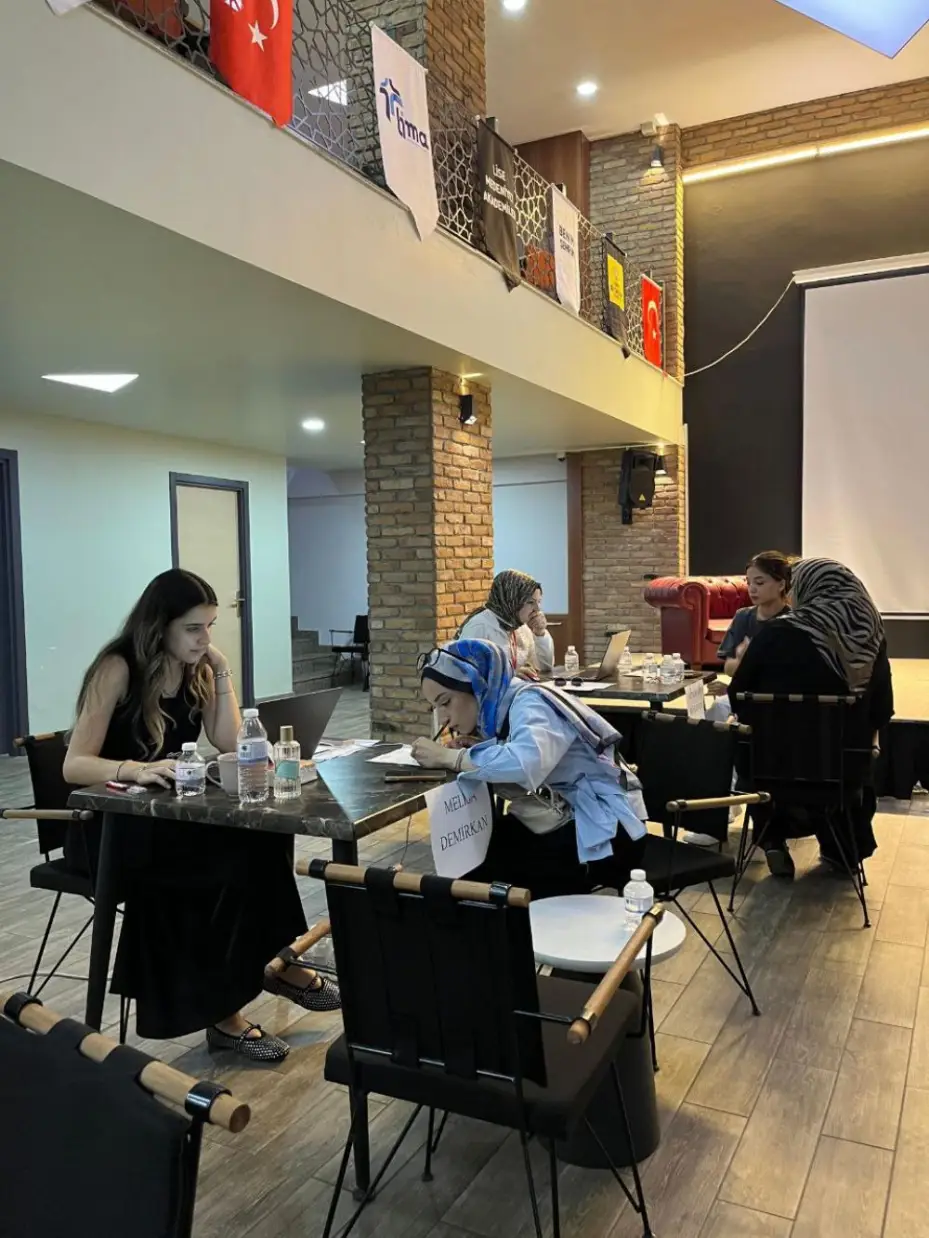 LİMA, Üniversite Adaylarına YKS Tercih Döneminde Destek Oluyor