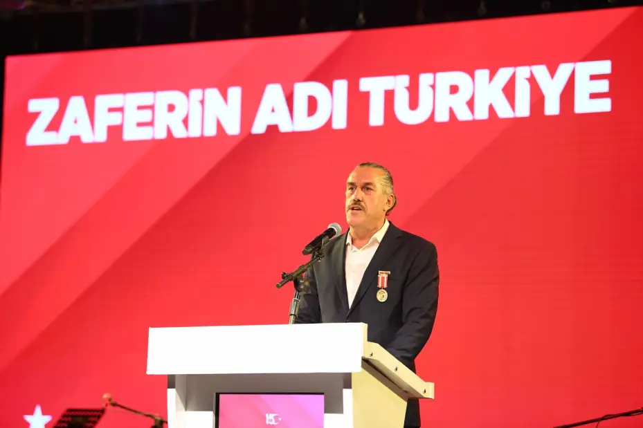 15 Temmuz'un 9.Yılında Konyalılar Mevlana Meydanı'nda Buluştu 