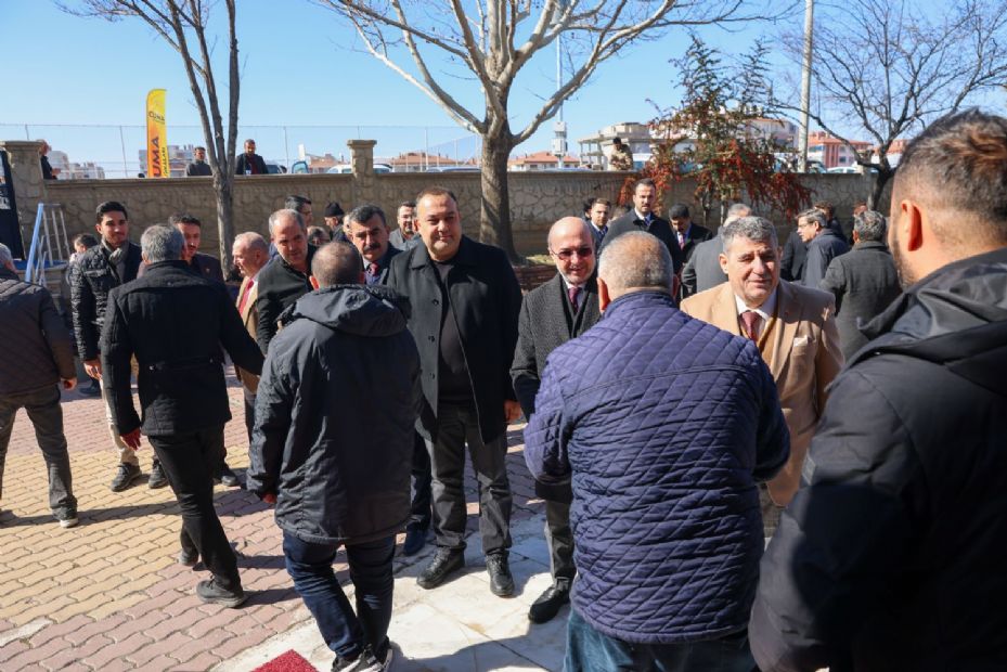 Başkan Pekyatırmacı Sancak Camii'nde Vatandaşlara Buluştu