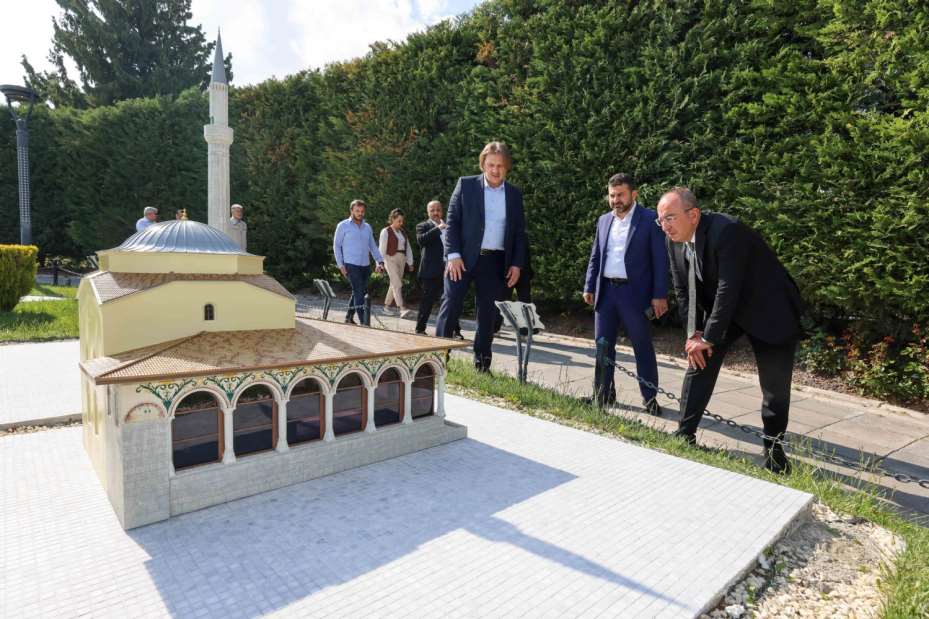 80 Binde Devr-i Alem Parkı Yeniden Doğuyor!