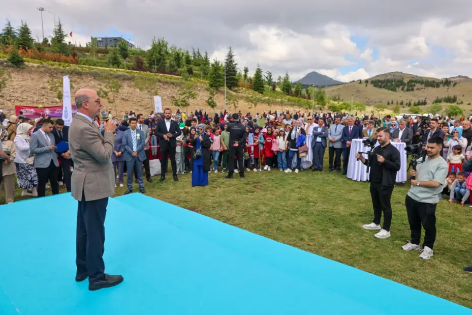  "Okullar Arası Sıfır Atık Yarışması" nın Ödül Töreni  Selçuklu Seyir Tepesi'nde Gerçekleşti