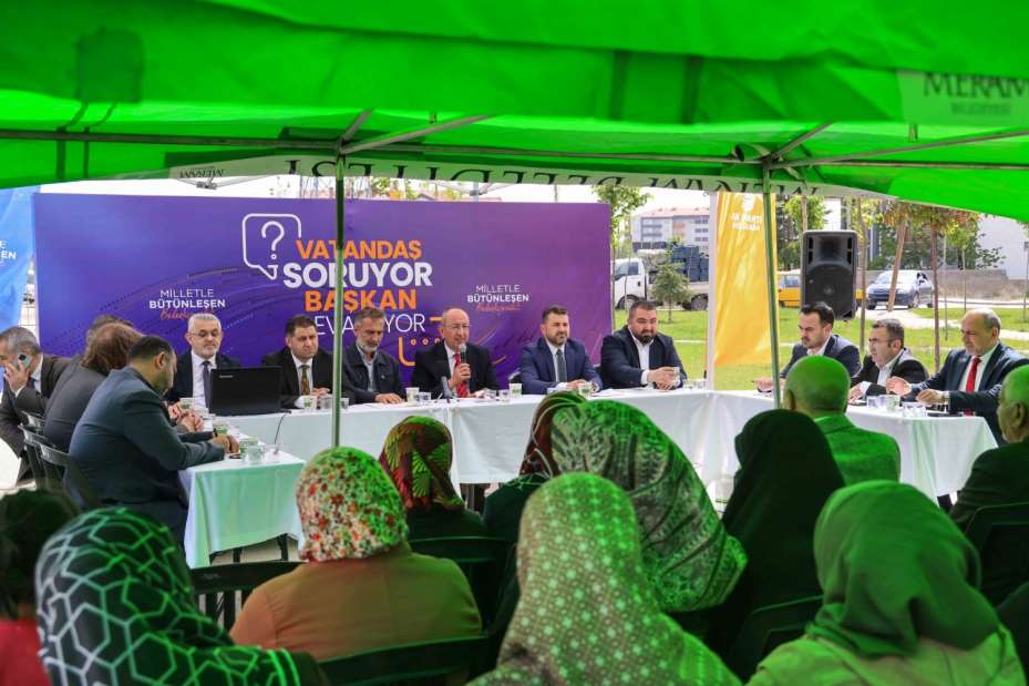 Hadimi ve Uluğbey Mahallelerinde hemşehrileriyle buluşan Başkan Kavuş; "Her mahallemizi planlı yatırımlarla geleceğe hazırlıyoruz"