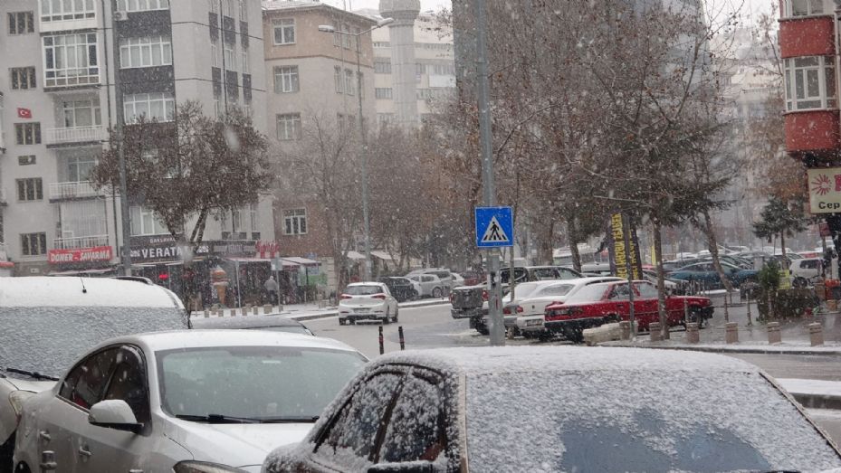  Konya'da kar yağışı başladı