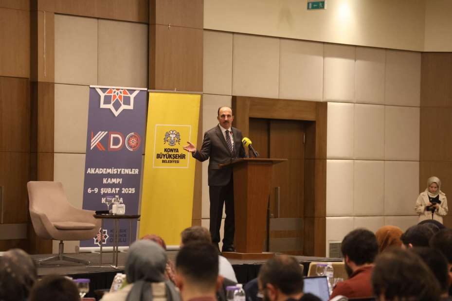 Konya Büyükşehir Konya İslam Düşüncesinde Nübüvvet Kampı'na Ev Sahipliği Yapıyor
