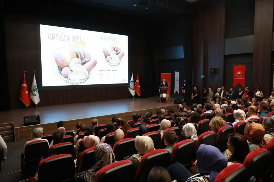 Hasan Kılca'dan Tam Buğday Ekmeği Müjdesi