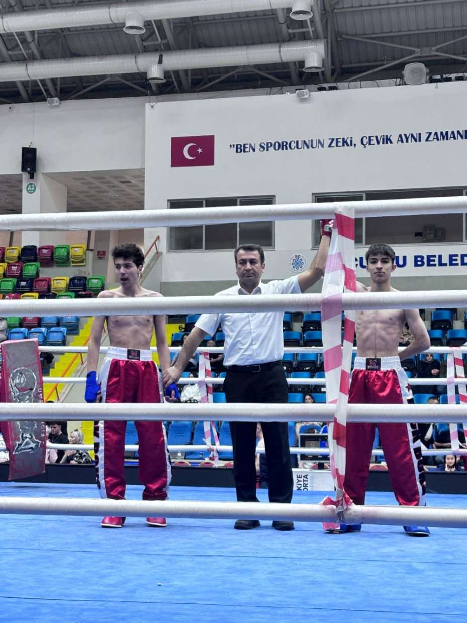 Karataylı Sporculardan Kick Boks Kupasında Büyük Başarı