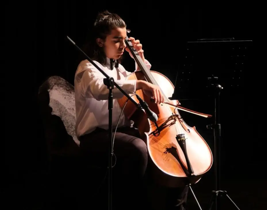 Kıyanus Bale ve Müzik Okulu’ndan Masalsı Bir Gösteri: “Uyuyan Güzel” ve “Prodigies” Sahnede Büyüledi