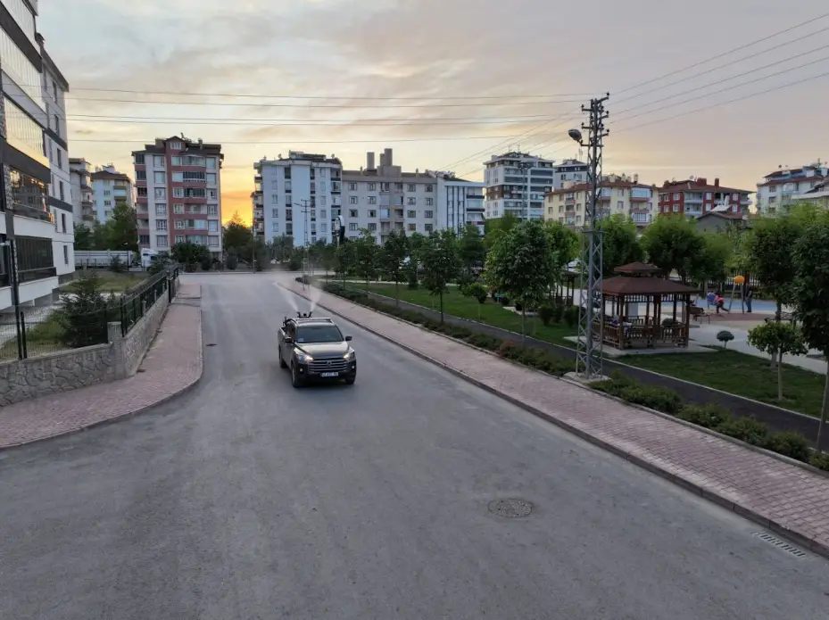 Karatay Belediyesi'nden Bayram Öncesi İlaçlama Mesaisi