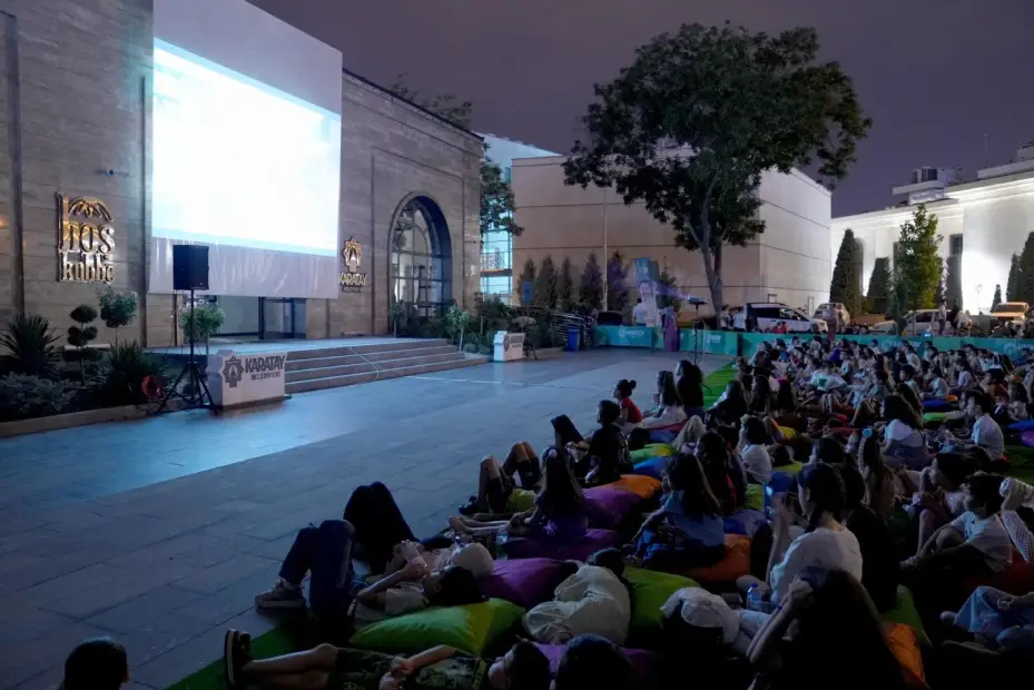 Karatay'da Açık Havada Sinema Etkinliği