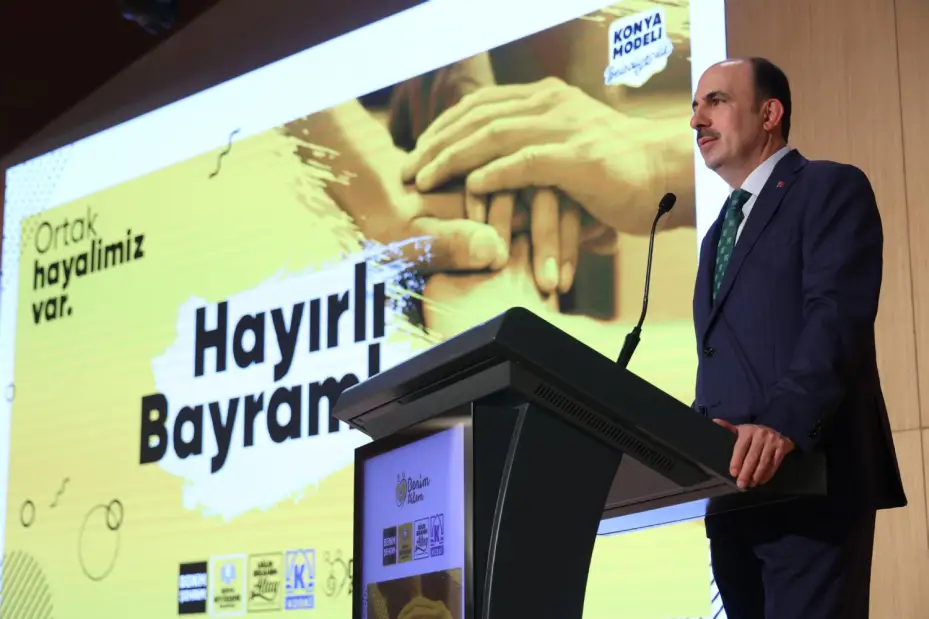 Başkan Altay Büyükşehir Çalışanlarıyla Bayramlaştı
