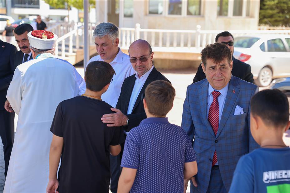 Selçuklu'da Cuma Buluşmaları ile Vatandaşların Talepleri Alınıyor