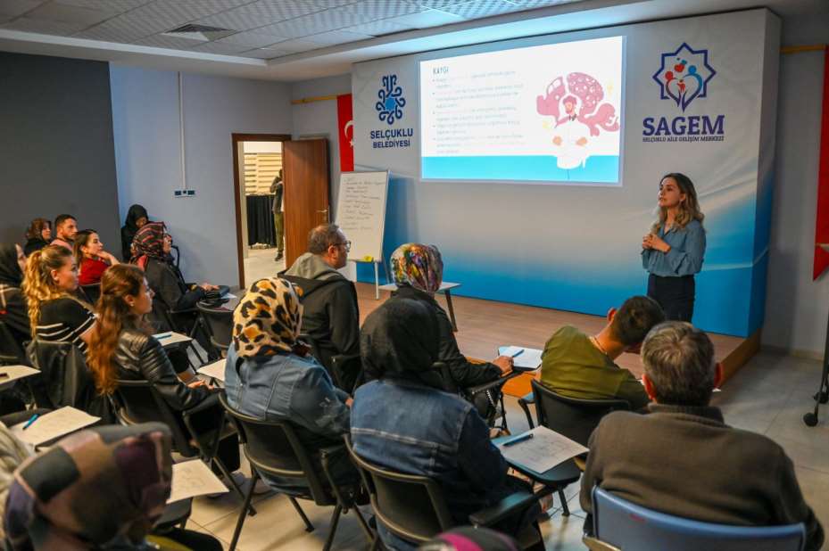 SAGEM'den Ebeveynlere "Sınav Kaygısı" Semineri