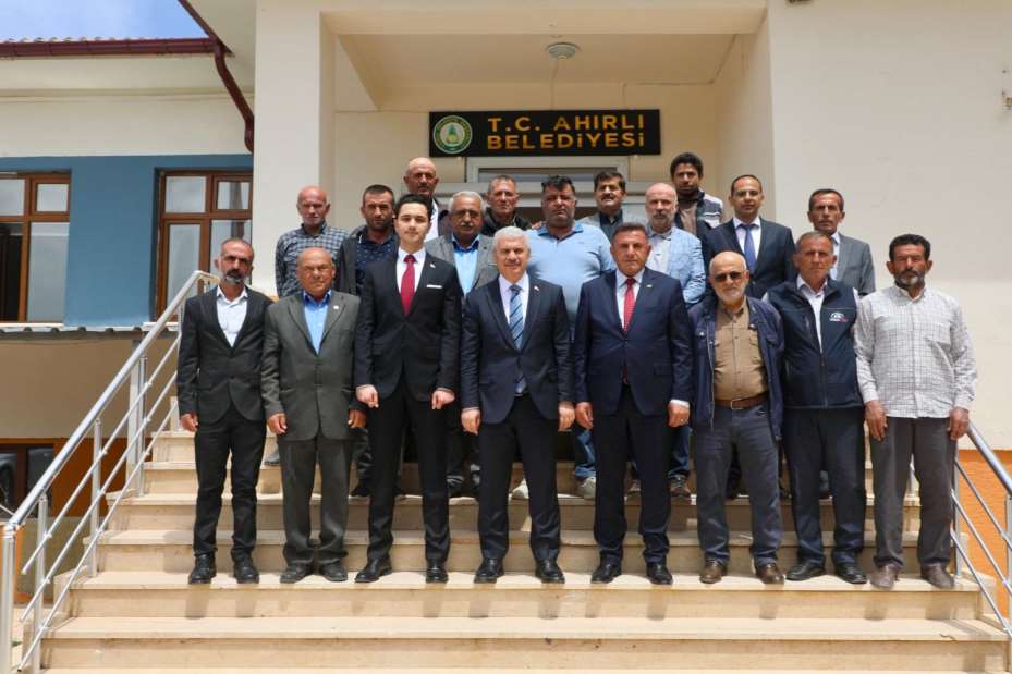 Vali İbrahim Akın, Ahırlı İlçesini Ziyaret Etti 