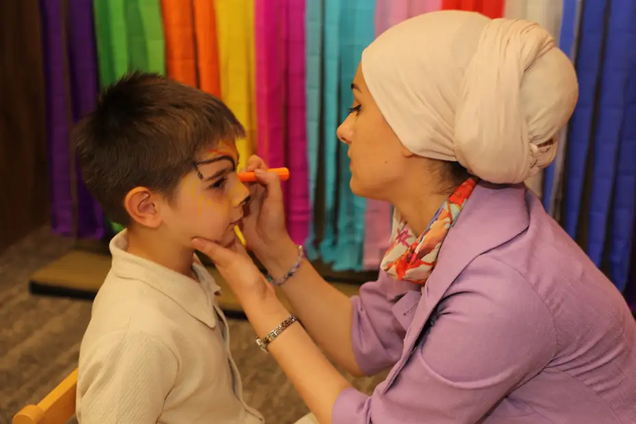 Minikler "Hoş Kubbe Masal Atölyesi"ni Çok Sevdi