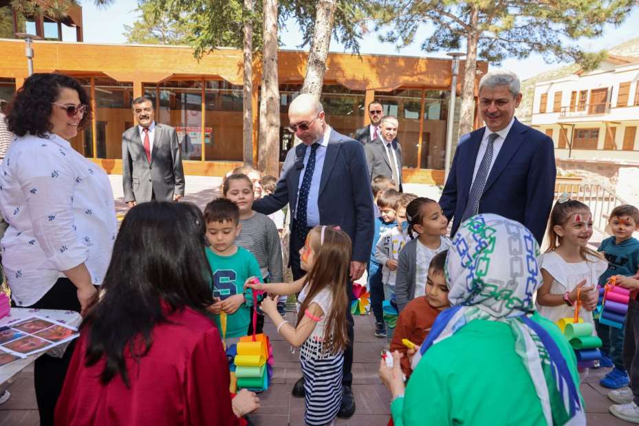 Başkan Pekyatırmacı, "Tüm Öğrencilerimizi Atölyelerimizden Yararlandırıyoruz"