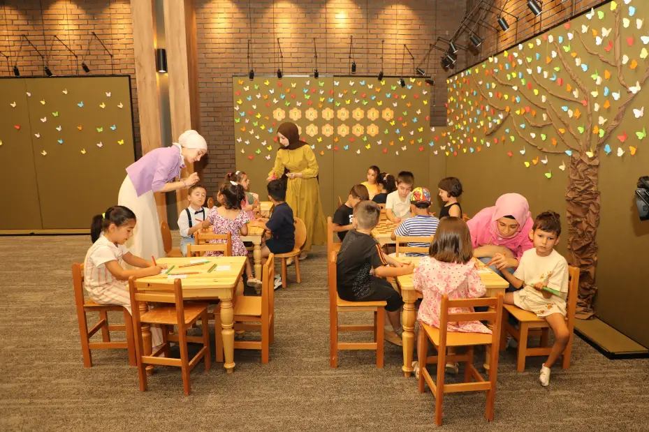 Minikler "Hoş Kubbe Masal Atölyesi"ni Çok Sevdi