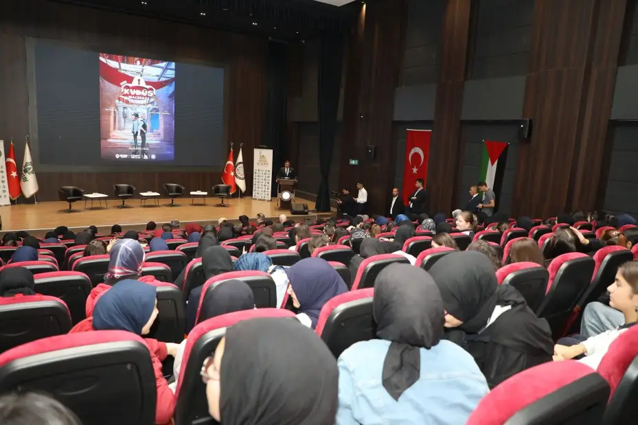 Başkan Kılca, Öğrencilerle Kudüs Filmini İzledi