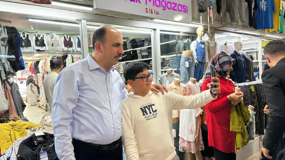 Başkan Altay Bayram Alışverişine Çıkan Konyalıları ve Esnafları Ziyaret Etti