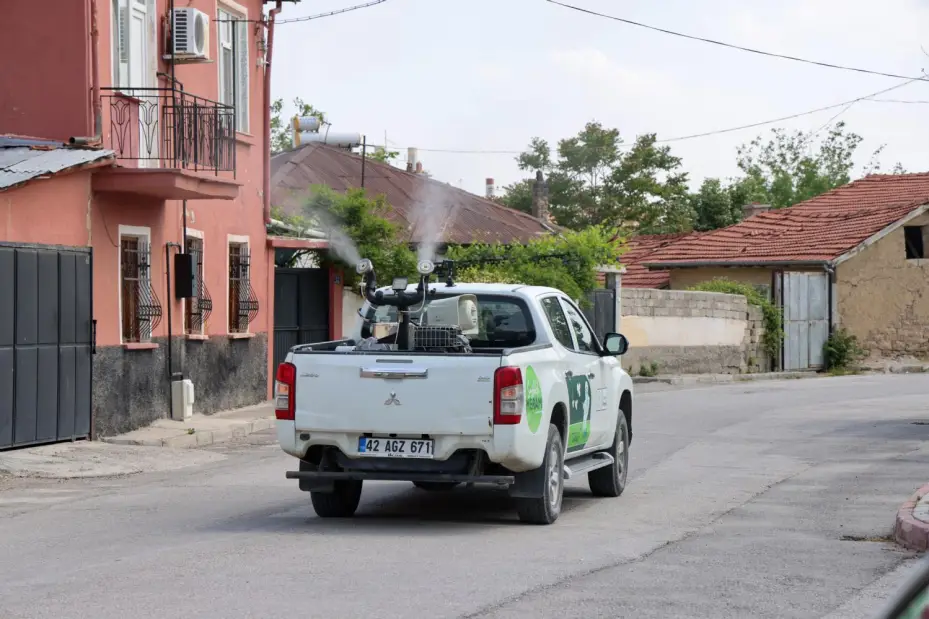 Meram Belediyesinden Yaz Öncesi Yoğun İlaçlama Seferberliği