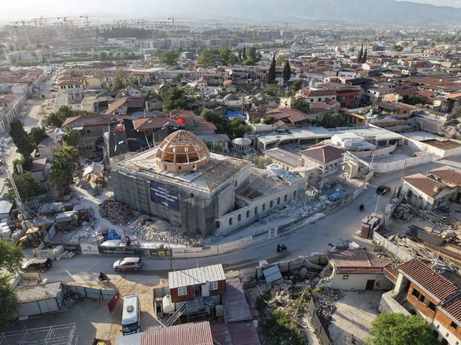 Başkan Altay: "Hatay'da Anadolu'nun İlk Camisinde Çalışmaları Kısa Sürede Tamamlayacağız"