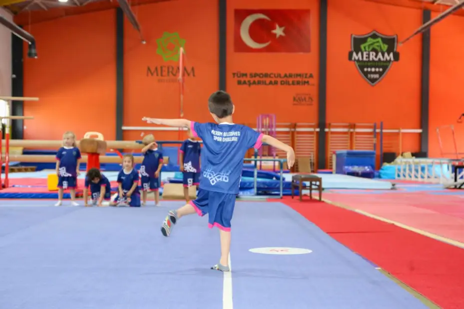 Meramlı Çocuklar Yaza ve Spora "Merhaba" Dedi