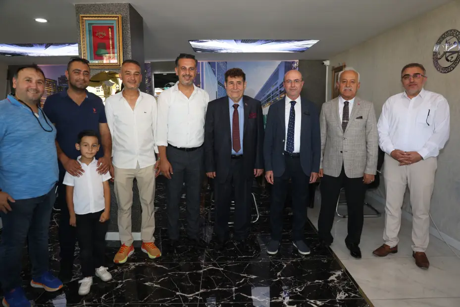 Selçuklu'da Cuma Bereketi Sürüyor