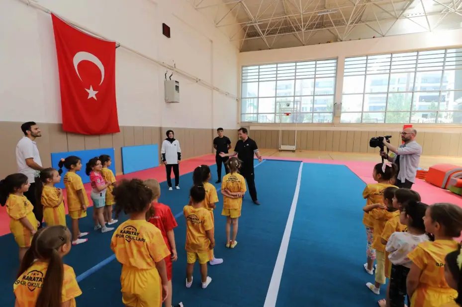 Karatay'da Sporun  Kalbi Yaz Okullarında Atıyor