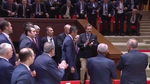 Cumhurbaşkanı Erdoğan: "Artık dünyanın farklı ülkelerindeki yollarda, köklü otomobil markalarıyla yan yana milli markamızı da göreceğiz"