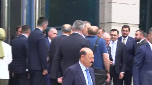 Cumhurbaşkanı Erdoğan, partisinin genel merkezinde düzenlenen Milletvekilleri ile Kahvaltı Programı’ndan ayrıldı