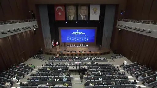 Cumhurbaşkanı Erdoğan: "Biz elitlerin, seçkinlerin değil her zaman fakir fukaranın, kimsesizlerin yoldaşı olduk. Bugün de aynı çizgide siyaset yapıyoruz"