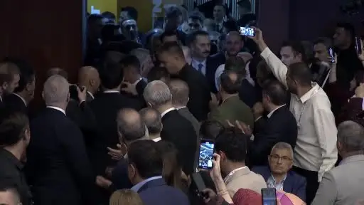 Cumhurbaşkanı Erdoğan:  "Şehitlerimizi unutmadık, unutmayacağız. Vatanımız ebediyen var olacak, ay yıldızlı bayrağımız ebediyen semalarımızda özgürce dalgalanacak"