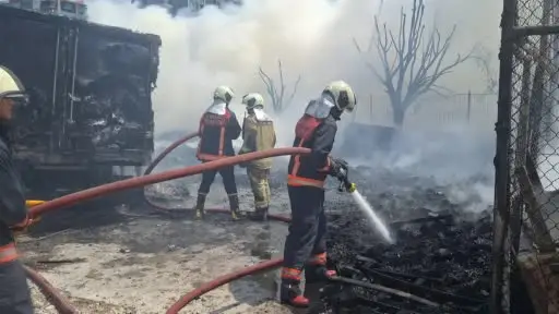 Ankara’da fabrika deposunda yangın