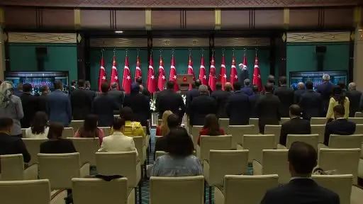 Cumhurbaşkanı Erdoğan: "Türkiye’nin itibarını artırmak, Türkiye’yi kardeşlikle büyütmek, Türkiye Yüzyılını menziline suhuletle ulaştırmak, bölücü terör gibi ülkemizi yarım asırlık prangalarından kurtarmak için çok boyutlu bir çaba içerisin