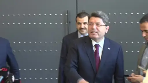 Bakan Tunç: "Burada basına intikal eden rakamlar da doğru değil burada 200 kişinin tahliye edildiği,  700 kişinin tahliye edileceği şeklinde bir takım afaki rakamlar veriliyor"