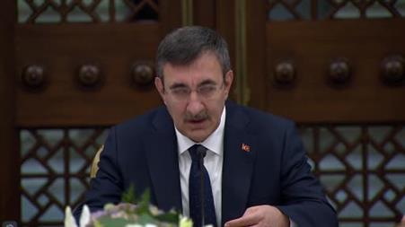 Cumhurbaşkanı Yardımcısı Yılmaz: (Manisa’da okul saldırısı) "2 ağır yaralımız var, olayın faili kişi yakalandı"