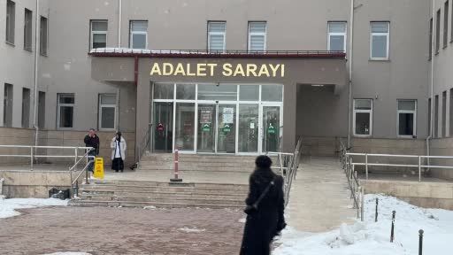 Silah kaçakçıları yakayı ele verdi, 4 şüpheli adliyeye sevk edildi