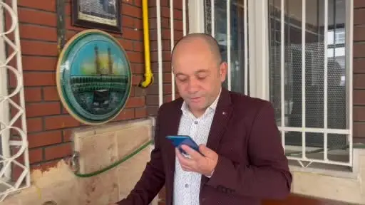 (ÖZEL) ‘Camide kavga var’ diye gelen ekibini şiir ve dua ile karşıladılar